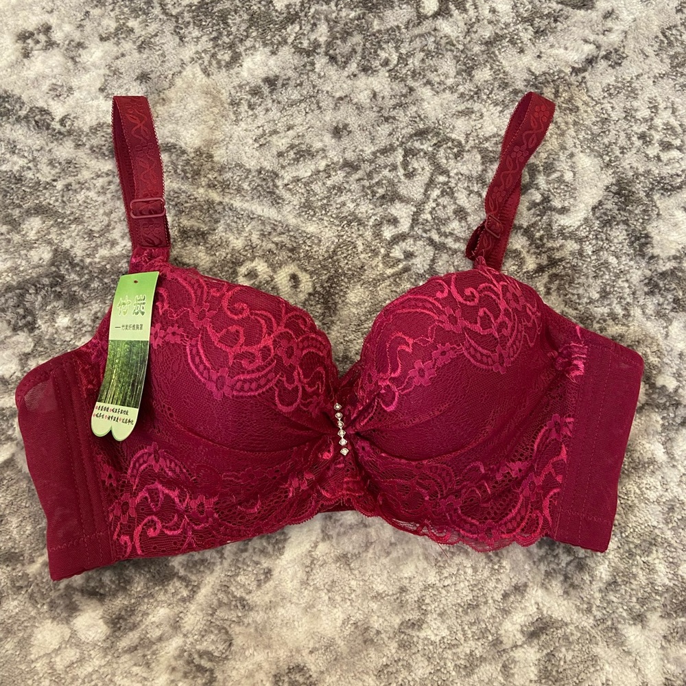 New SEXY Pink Lace Jeweled Underwire Bra 34C